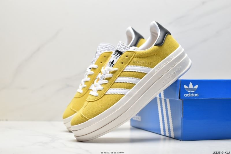 Adidas Sneakers